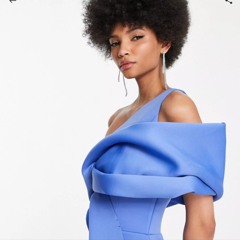 Dress - Picture 3 of 3